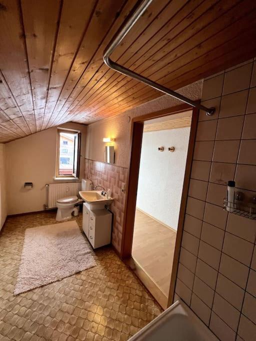 Schoene Unterkunft Mit Parkplatz Und Bikergarage Ohne Kueche 미센 윌햄스 외부 사진